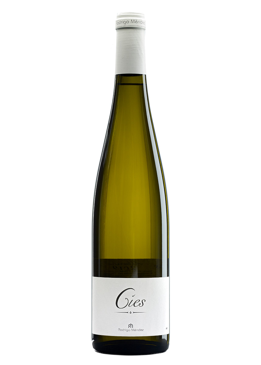 botella-de-vino-cies-albarino-entera.jpg